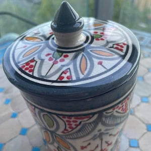Handgemaakte handgeschilderde Marokkaanse keramische containers