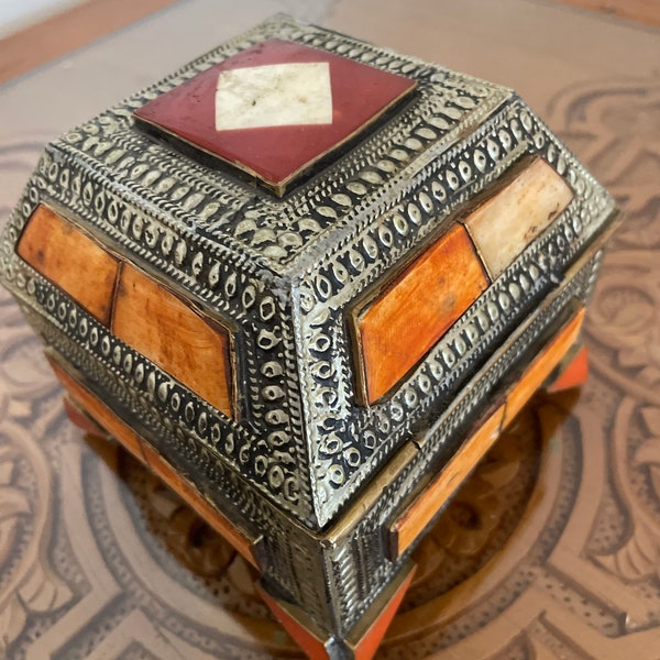 Handmade Moroccan vintage Jewellery Box