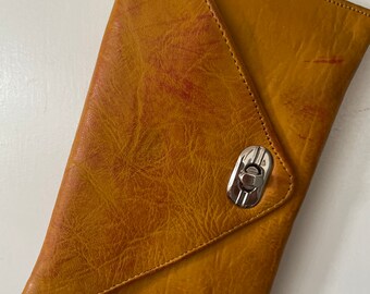 Handmade genuine Moroccan leather clutch bag With a pocket inside 14 cm x 20 cm