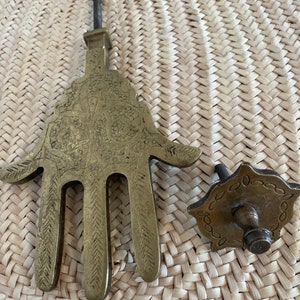 Handmade Moroccan door knocker made of brass, hand of Fatima