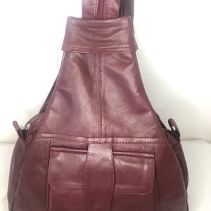 Sac à dos marocain authentique en cuir biologique très doux fait à la main, couleur bordeaux