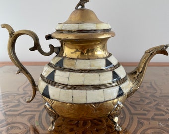 モロッコ ヴィンテージ 手作り ティーポット レア希少 モロッコのヴィンテージ シルバーメッキ 手作りティーポット - Etsy 日本