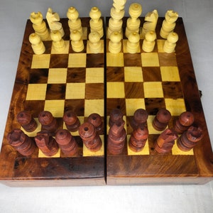 Handmade Moroccan thuya wood chessboard