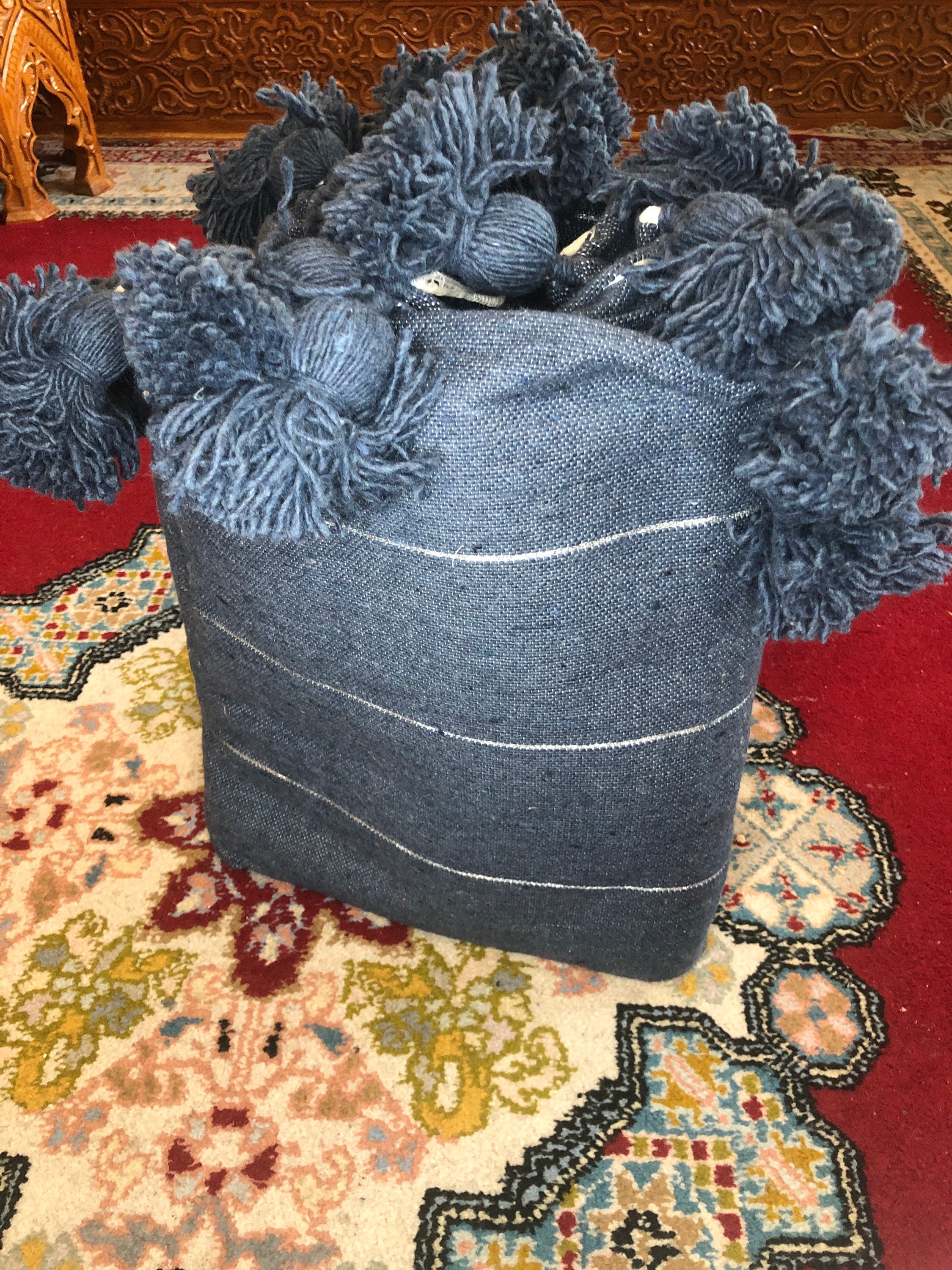 モロッコのポンポンブランケット - Etsy 日本