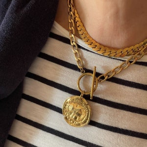 Athena Coin Necklace, Chunky Goddess Necklace, Gold Layering Necklace For Women, Curb Toggle Necklace, Ancient Style Greek Jewelry