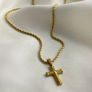 18K Gold Cross Pendant Necklace, WATERPROOF Stainless Steel Rope Chain, Religious Jewelry, Layering Necklace, Birthday Gift for Grandma, Mom