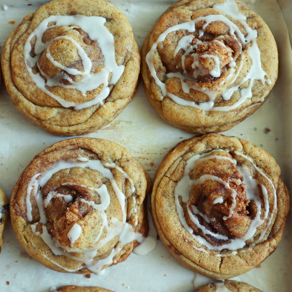 Cinnamon Swirl | New York style cookies | Cookie