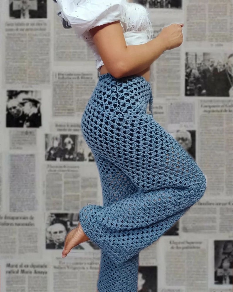 Wide leg granny stitch crochet pants image 2