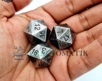 Damascus DnD Dice D20 | Handmade Casino Dice | Damascus Steel Cube| 25mm 20-sided | Decoration Steel Dice