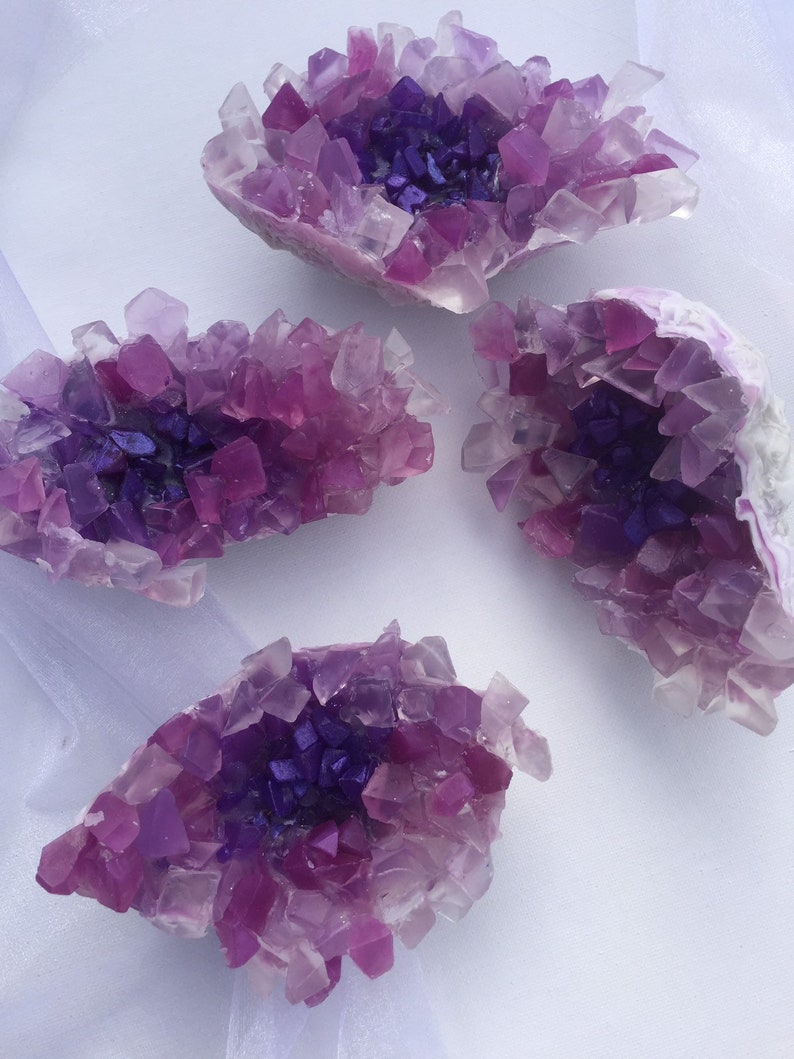 Amethyst Seifen mit ätherischem Lavendelöl Bild 5