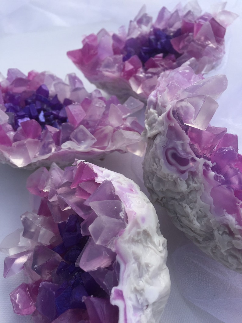 Amethyst Seifen mit ätherischem Lavendelöl Bild 3
