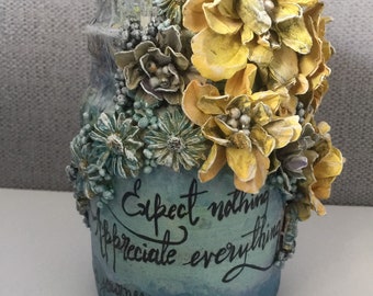 Handgemaakte upcycled bloemen glazen kaars pot