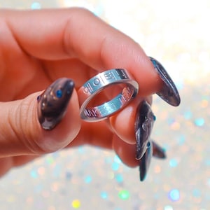 ATINY koreanischer gravierter Ring
