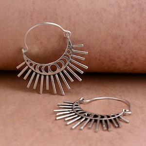 Silber Sonne und Mond Creolen, Starburst Ohrringe, Creolen, Geometrisch, Art Deco, Sonne, Boho, Ohrring, Mond und Mond Design, Geschenk für h