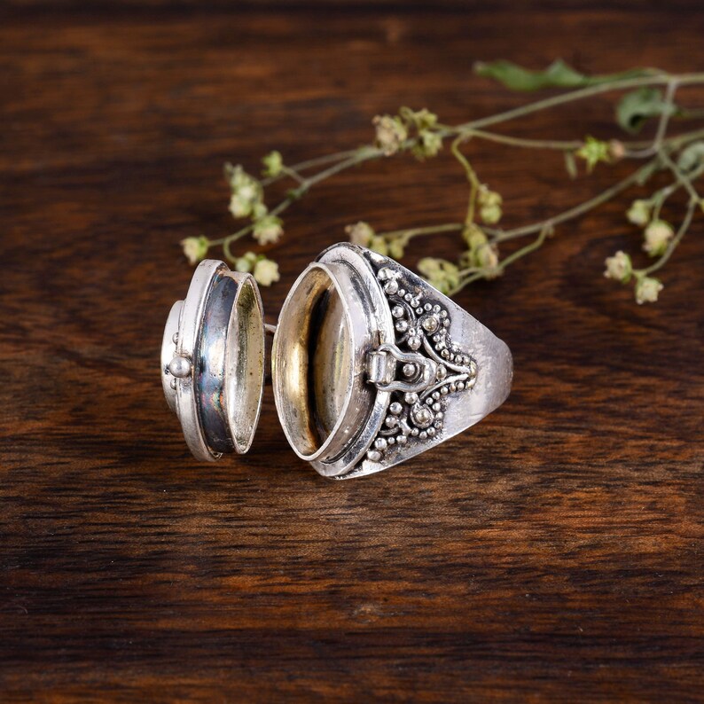 Openable Poison Ring Secret Message Ring.,Mothers Day Gift 925 Sterling Silver Plated Handmade Ring Natural Peridot Poison Ring