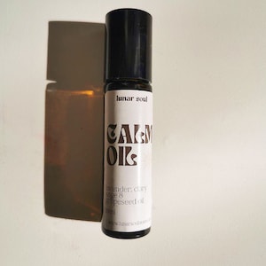 Calm Roll-on Oil // Calming Essential Oil Blend // Stress Relief // Meditation // Natural Perfume