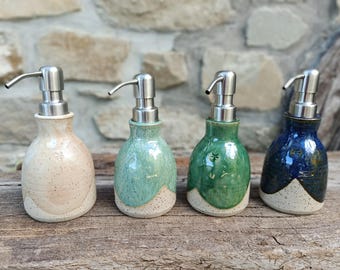 Distributeur de savon liquide, tourné, en grès cérame, couleurs variées