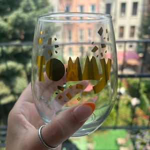 The Broadway Collection: The Who&#39;s TOMMY Inspired Wine Glass