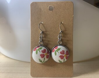 Boucles d’oreilles boutons pendantes 22 mm