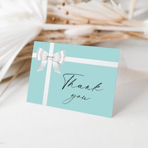 Modèle de carte de remerciement Bride & Co., noeud blanc modifiable avec carte de correspondance bleu aqua, petit-déjeuner Audrey Hepburn à carte de remerciement inspirée, BTD