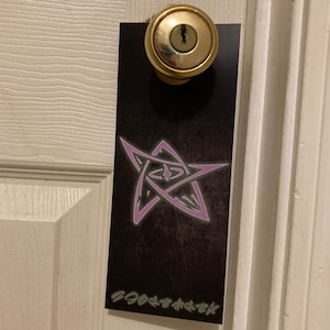 Lovecraft-Inspired Elder Sign Door Hanger | Cosmic Horror Decor | Unique Gift for H.P. Lovecraft Fans | Miskatonic University Accessory