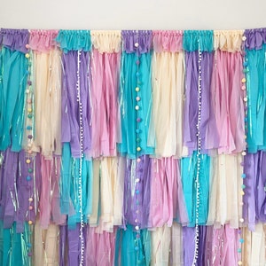 Spring/Mermaid Pastel Fringe Backdrop Wall
