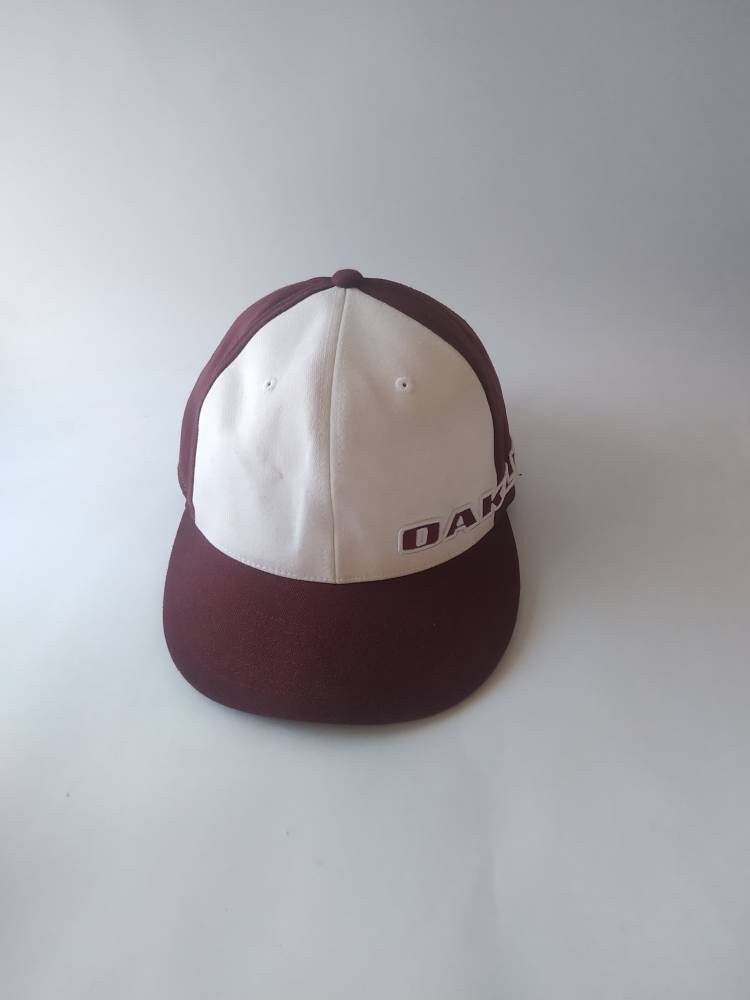 Vintage Oakley Hat by Flexfit 210 