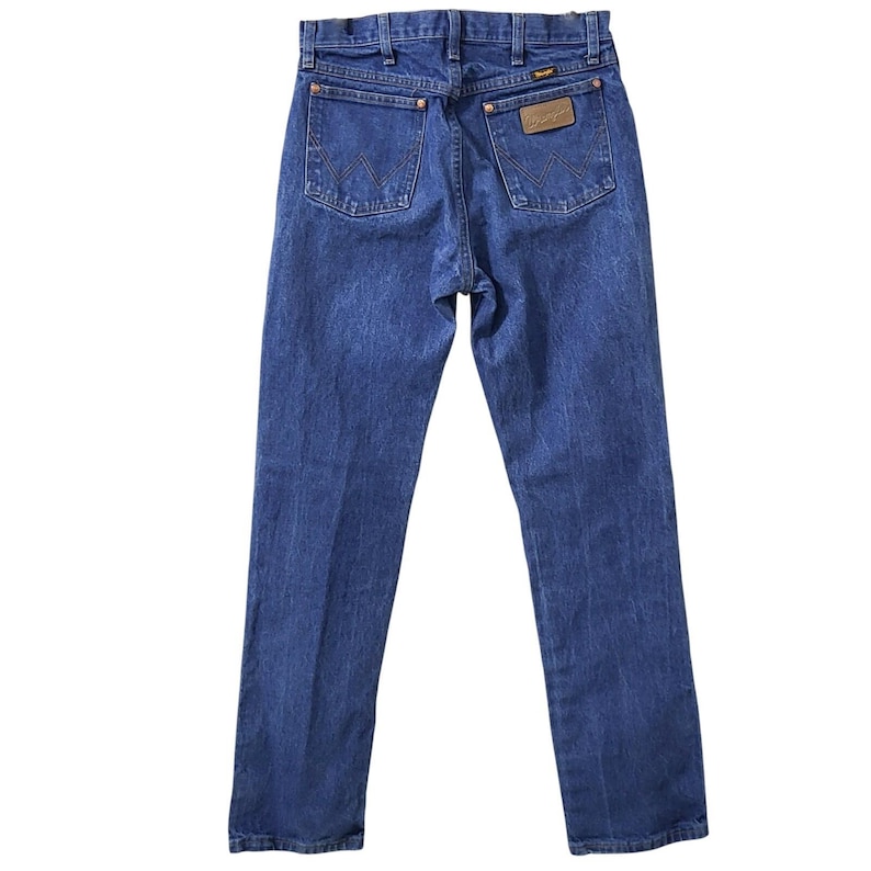 Pantalones vaqueros Wrangler Cowboy Cut para hombre, talla 30x32, mezclilla azul, corte original, hechos en México. imagen 1