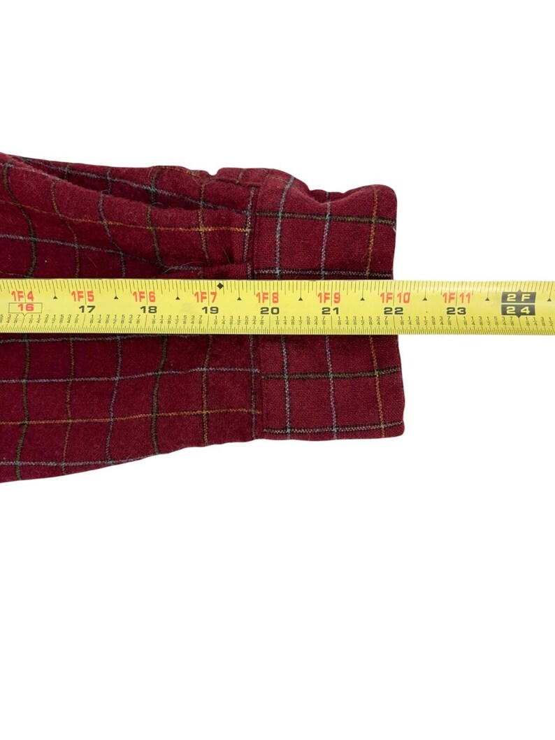 Vintage Pendleton Wool Flannel Shirt Men Size Medium Red / Black Plaid Pockets image 7