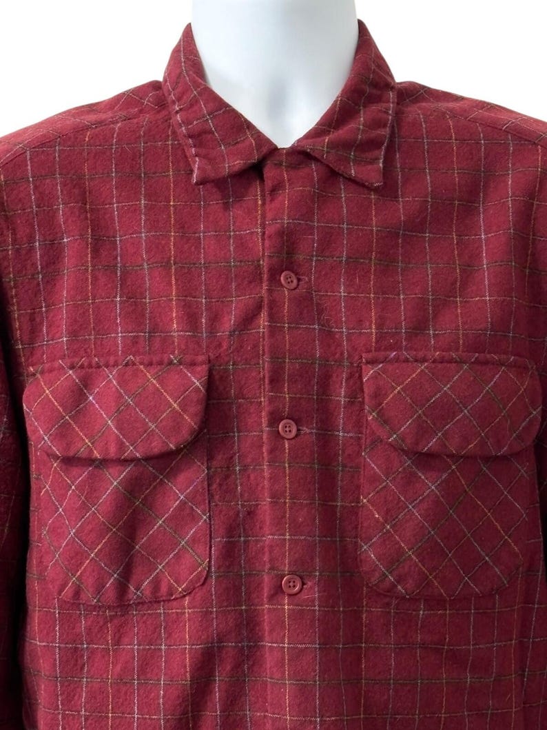 Vintage Pendleton Wool Flannel Shirt Men Size Medium Red / Black Plaid Pockets image 6