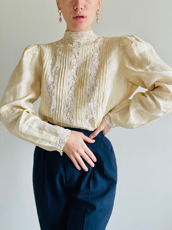 Rare Vintage Puffy Sleeve Button down shirt, Vinta