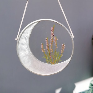 Pressed Flower Art Resin Art Moon Wall Decor Dry Flower Art Heather in Resin Wall Decor Framed Pressed Flower Frame