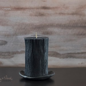 手作りの黒い陶器のキャンドルパッド、小さなセラミックプレート、ソーサー、シンプルでモダンな室内装飾、ミニマリスト