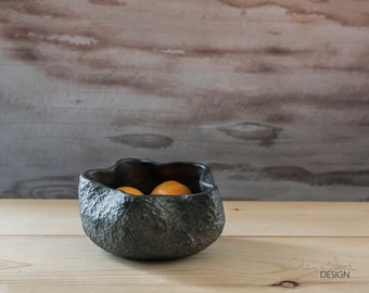 Handmade Black Ceramic Bowl for Fruit Biscuits Pastries Serving Kitchen Counter Decor Decorative Textured Planter for Cactus Succulents