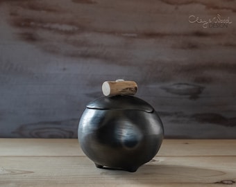 Stylish Sugar Pot on Three Legs Handmade Black Pottery Cellar with Lid and Wooden Handle Ceramic Salt Pig Modern Minimalist