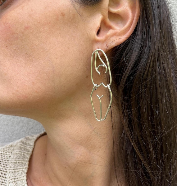 FEMINE - Silver Wire Drop Earrings - Abstract Female Body Design