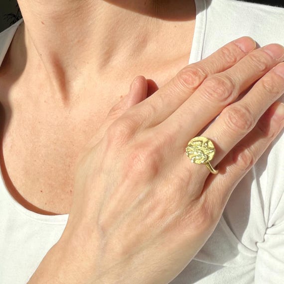 Pegasus Ring in Brass – Symbol of Strength and Freedom
