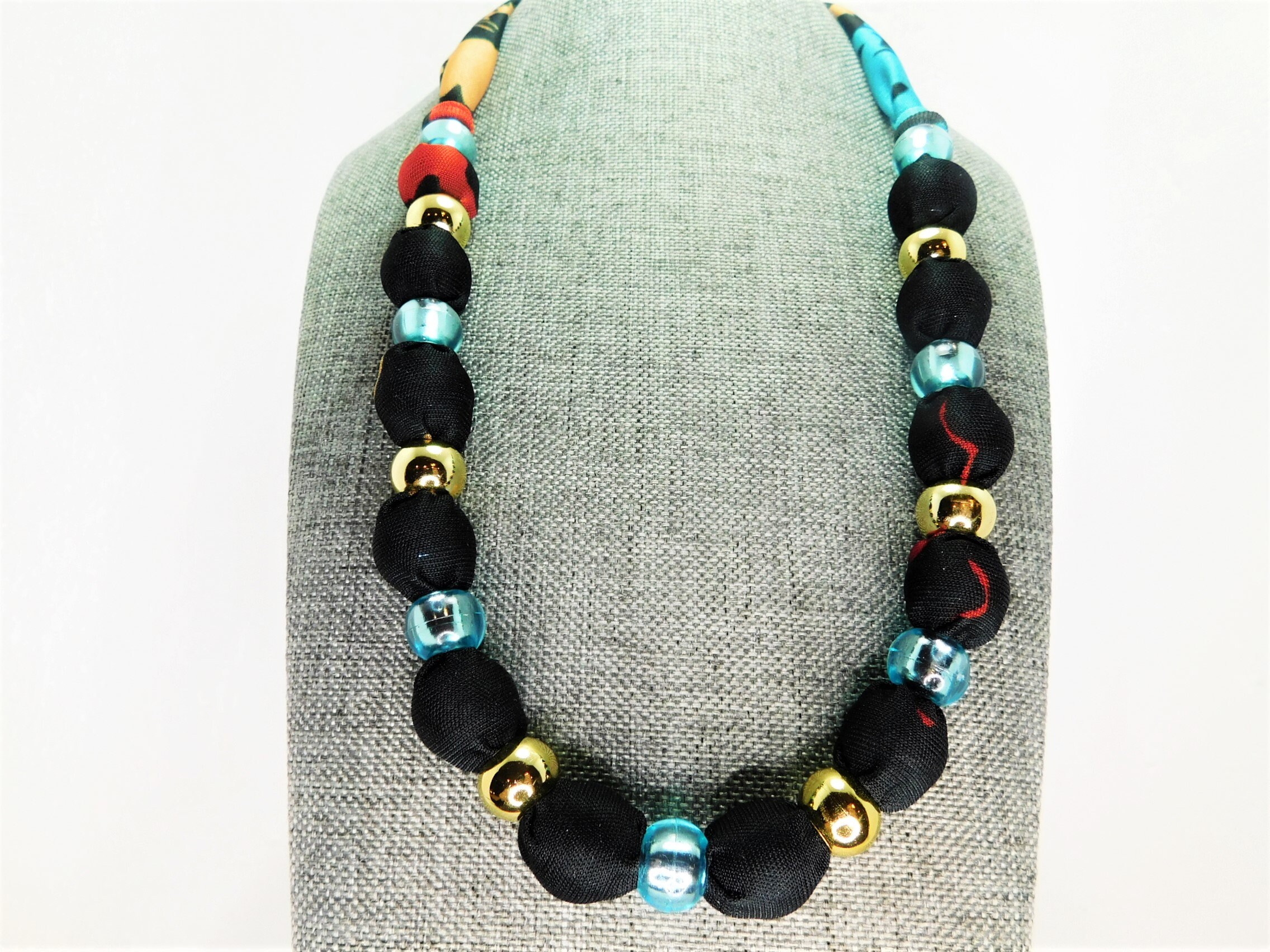 Fabric Necklace. Beaded Necklaces 