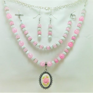 beaded jewelry, jewelry, bracelets, necklaces, earrings, gifts, Mother's day, pink, white, jewelry sets,  pendant, #1036