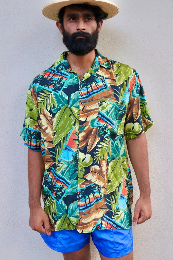 Hawaiian Vintage Button Down - 100% Silk-1980s to… - image 6