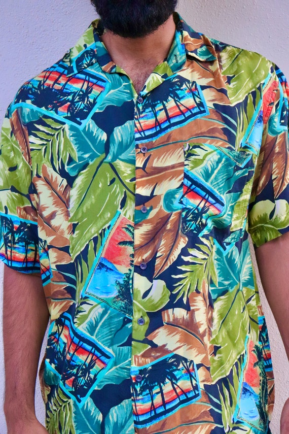 Hawaiian Vintage Button Down - 100% Silk-1980s to… - image 5