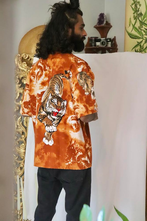 Eye of the Tiger - Vintage Button down - 80s to 9… - image 1