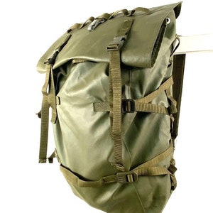 Swiss army military surplus combat rucksack pattern 1990 Kampfrucksack 90 waterproof