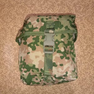 Dutch army issue NFP Multitone camo utility molle pouch new, old stock