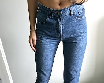 Vintage 90s Cropped Boyfriend Jeans - High Waisted Tapered Leg, Size S