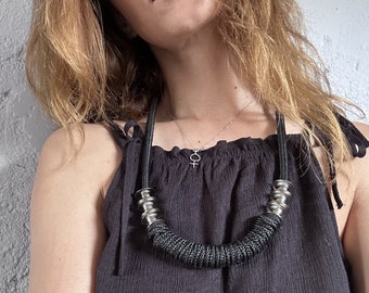 Tribal Boho Kette: Schwarzer Knoten Halsband, Gothic Schmuck