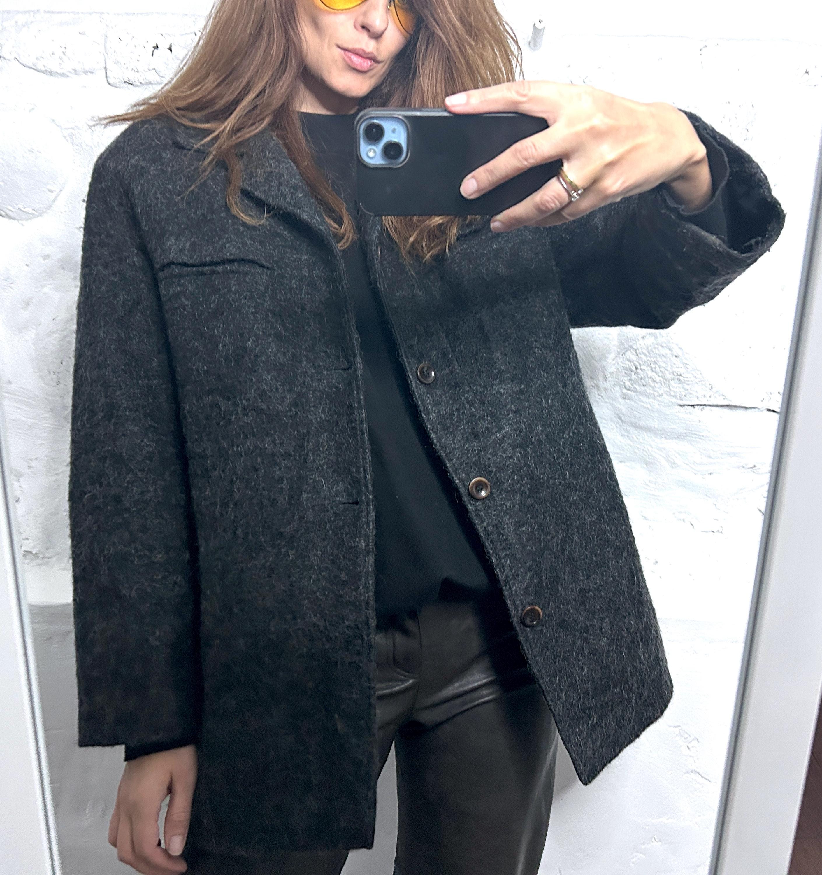 Vintage 70s Wool Jacket / Unisex Boyfriend Mac Jacket / Minimal Jacket / Spring Jacket / Oversized Jacket / Buttoned Jacket - M