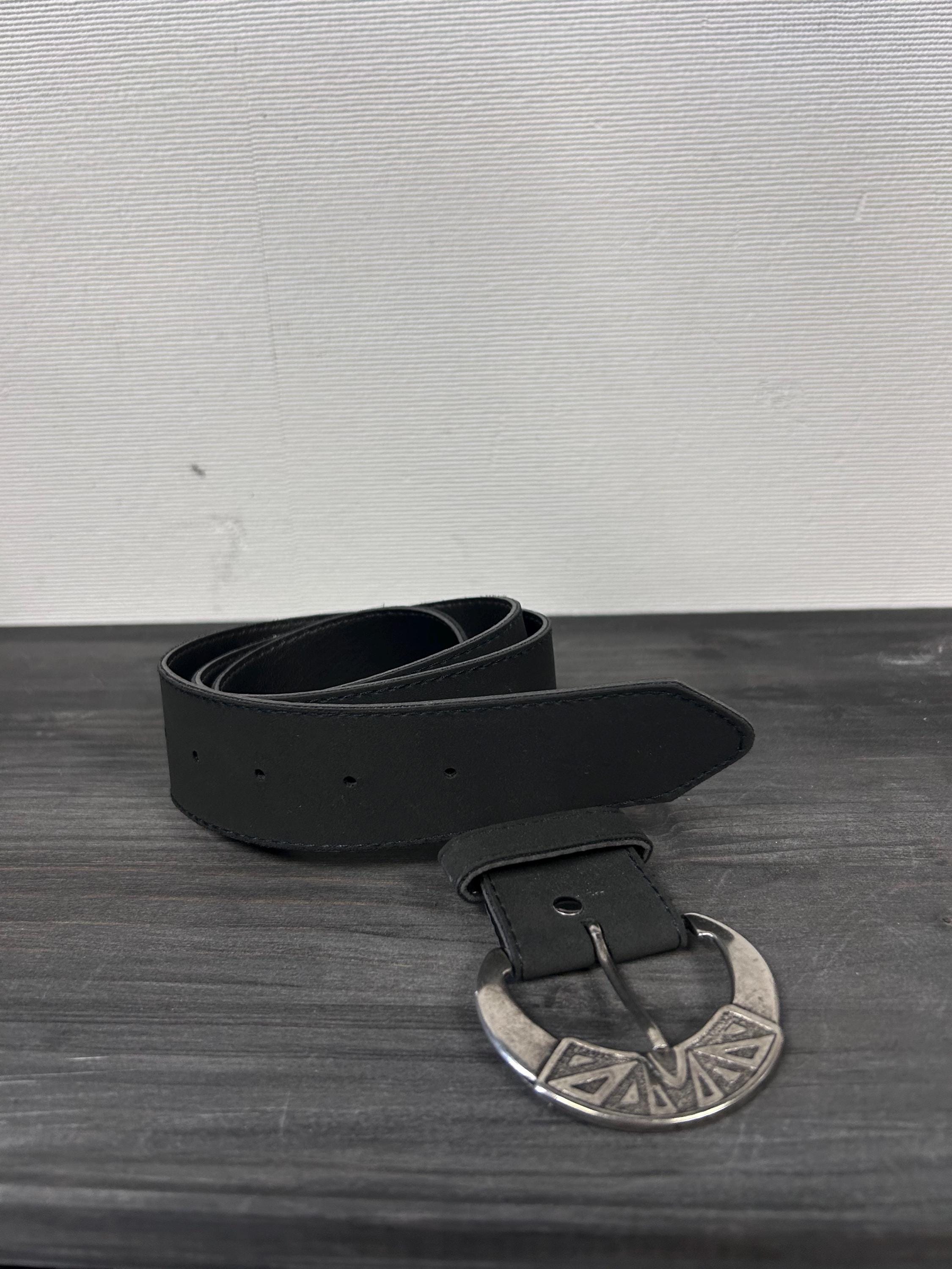Vintage Black Faux Leather Boho Belt With Ornamented Silver  display picture 3