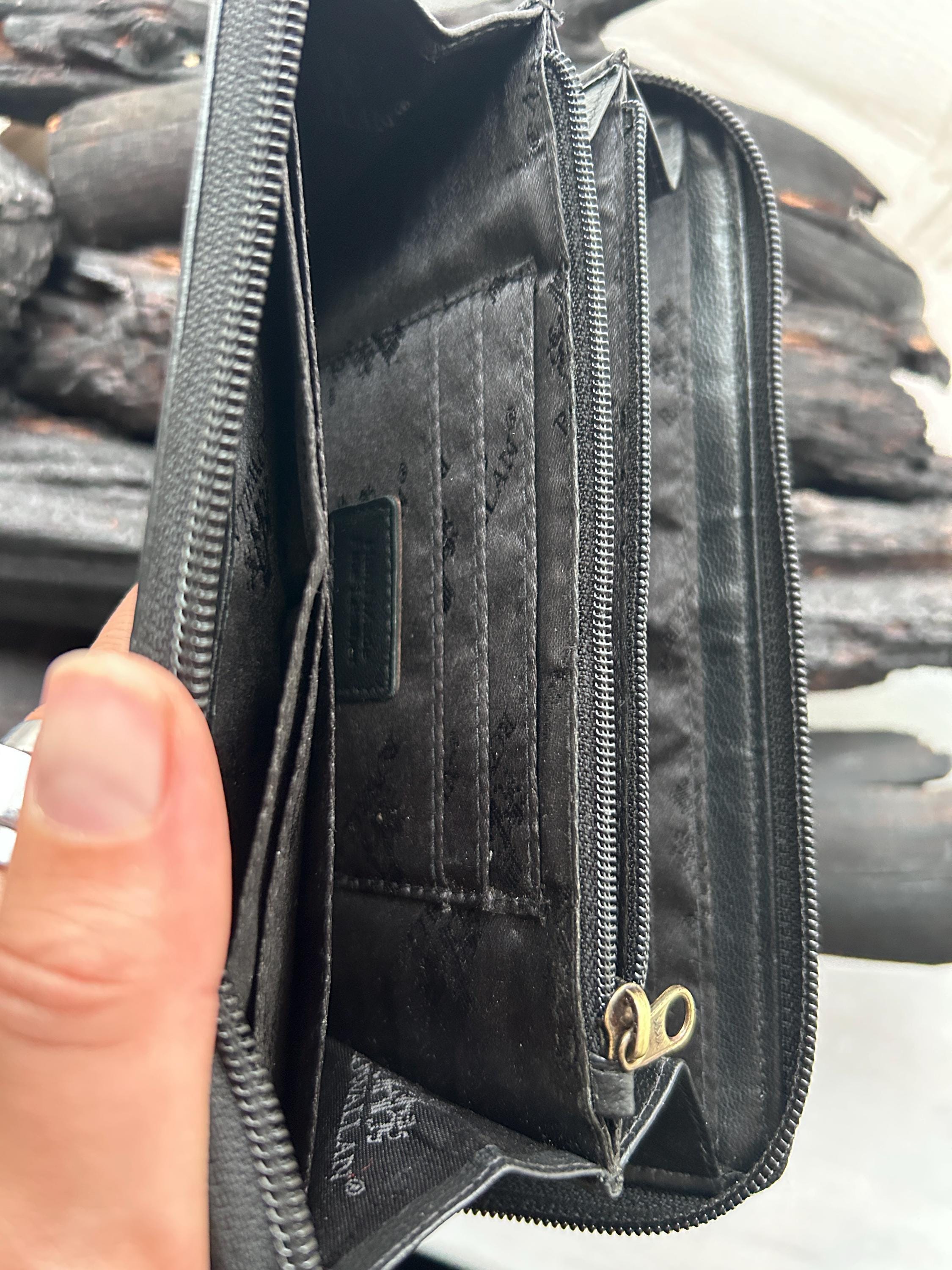 90s Leather Round Zip Wallet, Grunge Long Purse, Classic Organizer