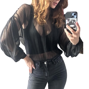 Transparent svart blus, flörtig kvällstopp, långärmad tröja, festkläder, storlek M/L